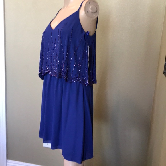 Dress - Picture 2 of 6